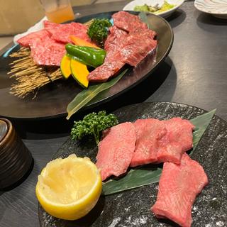 (焼肉 上杉 郡山店 （ウエスギ）)