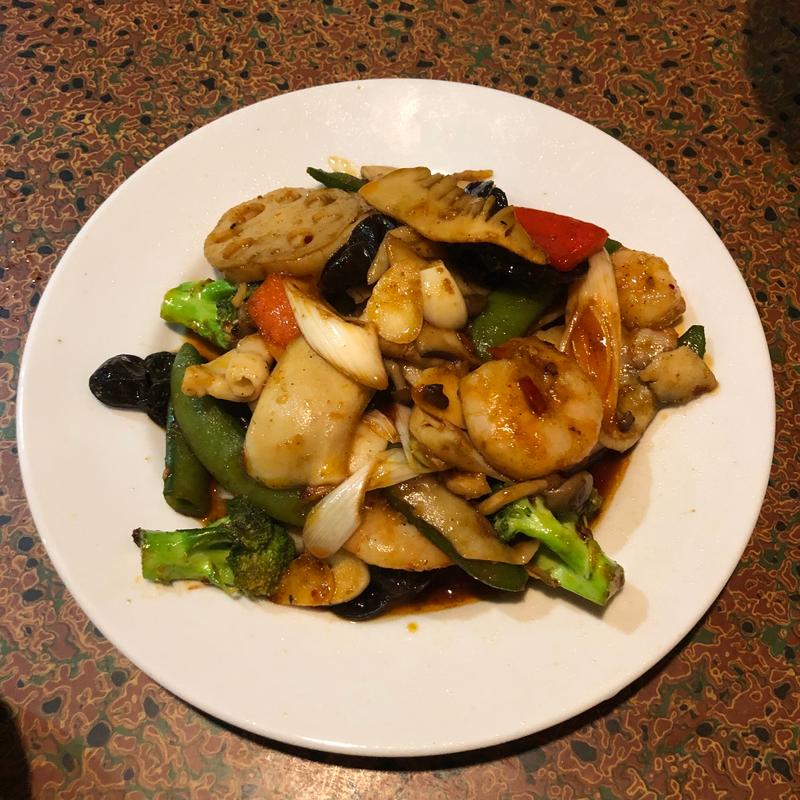 エビと松笠イカの四川風炒め(魚長飯店 )