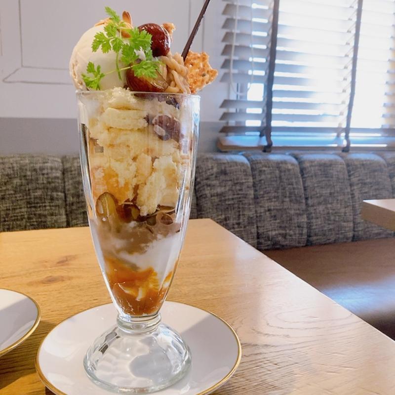 塩キャラメルモンブランパフェ(メランジュ・ドゥ・シュハリ クレープリー)