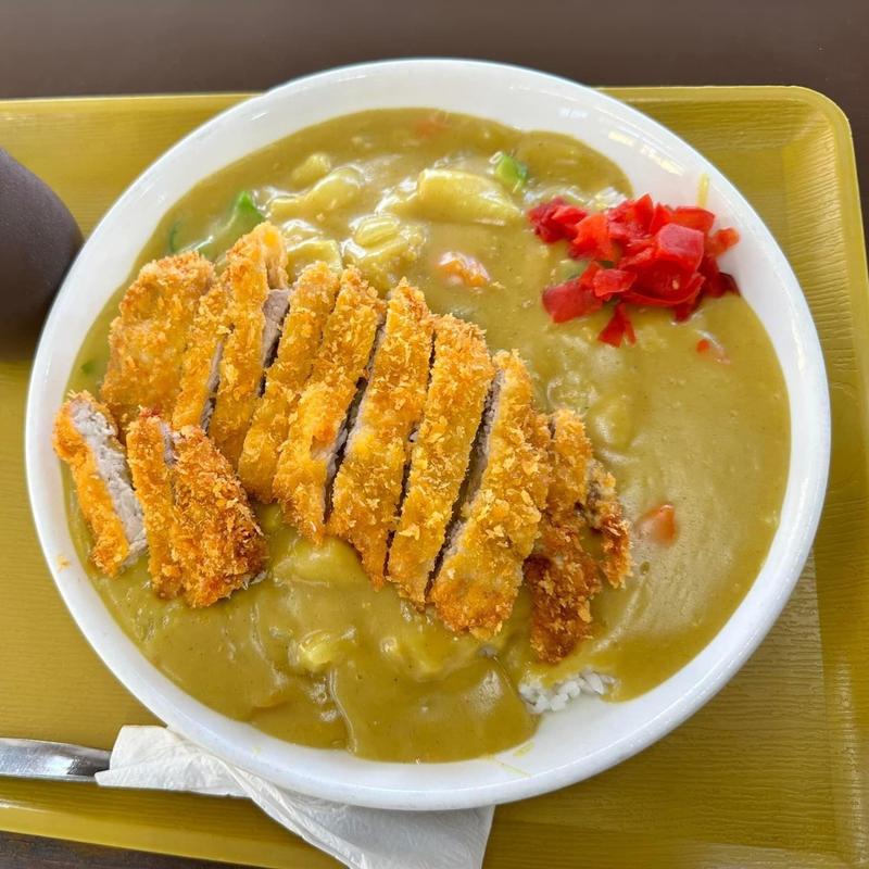 カツカレー(みどり屋食堂 （ミドリヤショクドウ）)