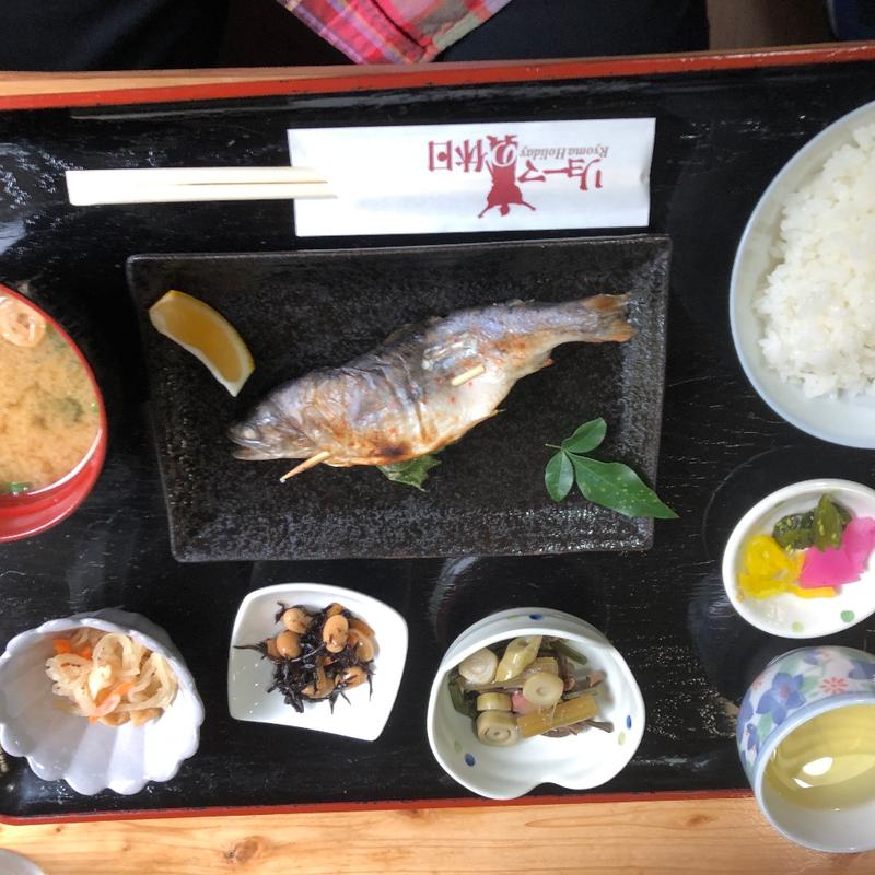 あめごの塩焼き御膳(宝来荘 )