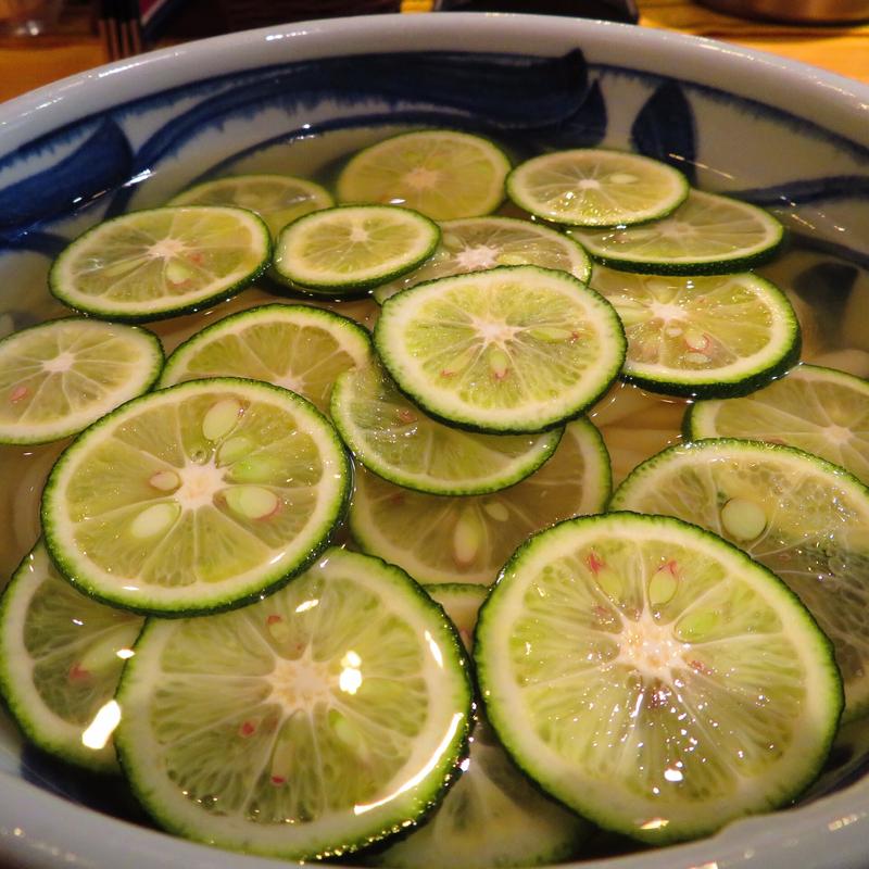 すだちうどん(とり天2個付き)(やたがらす UDON（旧名：酒とうどん 一福）)