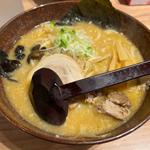 味噌ラーメン(麺処 白樺山荘 新千歳空港店)