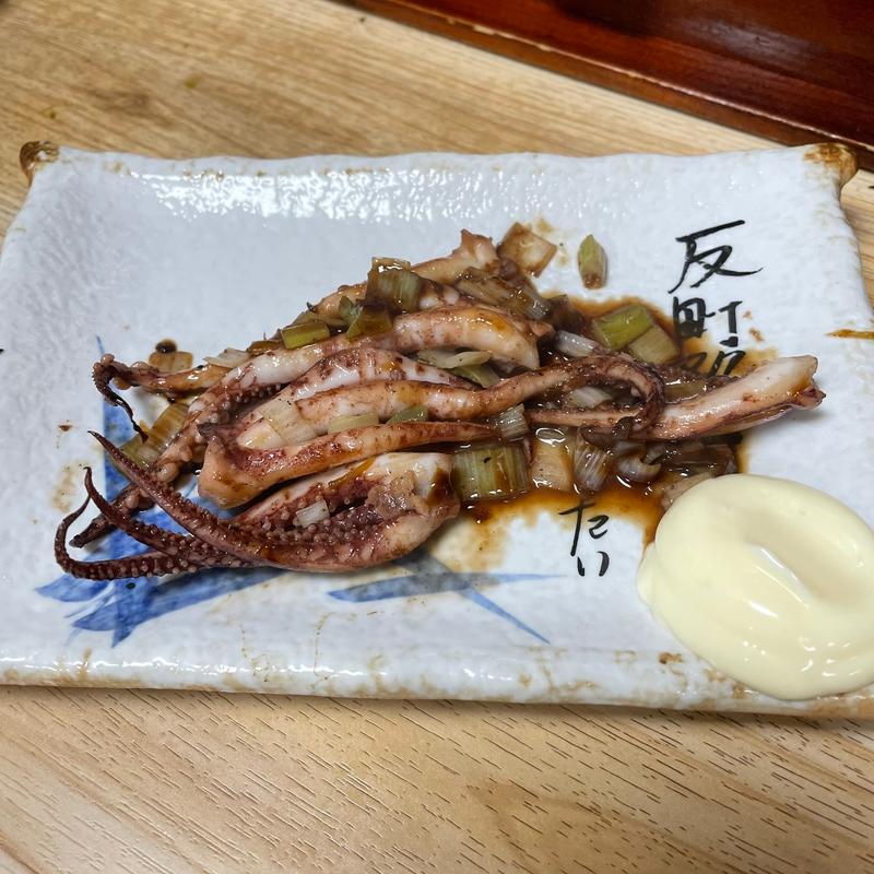 鉄板ゲソ焼き(大衆酒場 酒呑んで飯食って蛙之介 溝の口店)