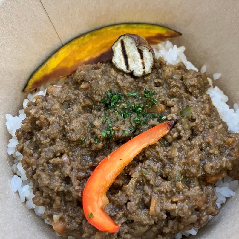 ドライカレー(katoshoten ル・トロワ店)