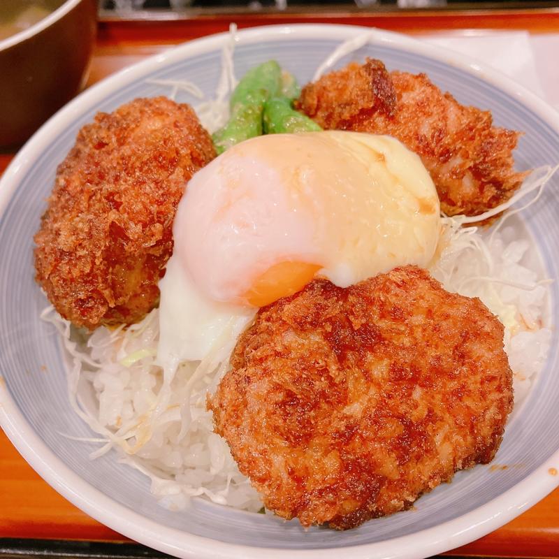 タレかつ丼(カツとカレーの店　ジーエス)