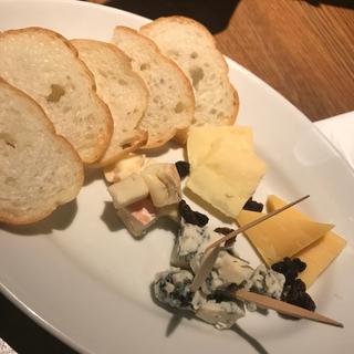 チーズの盛り合わせ(イタリアン酒場 Maria Maria)