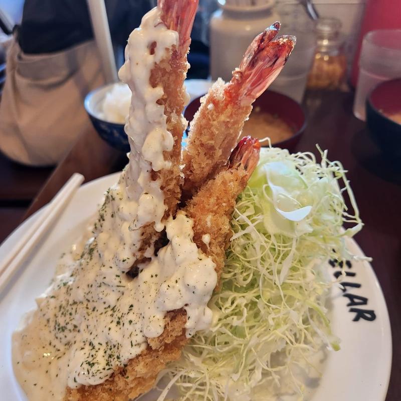 エビフライ定食(多賀町の食堂 スマイリー)