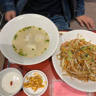 上海焼きそば　水餃子スープ(中華マニア)
