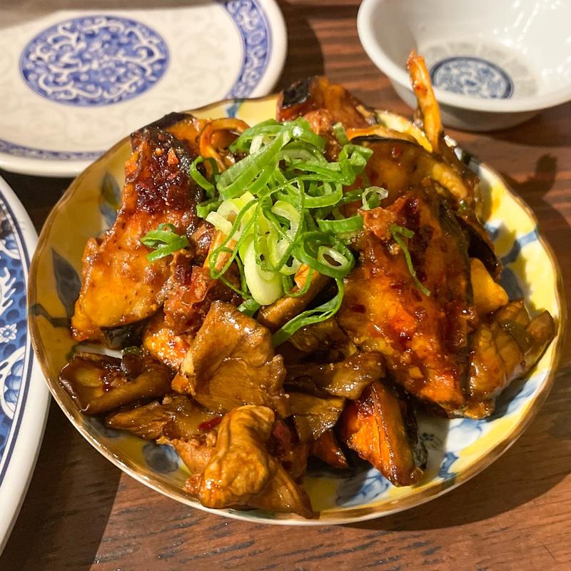 秋茄子&舞茸揚げ(台北餃子 次次（チィチィ）有楽町店)