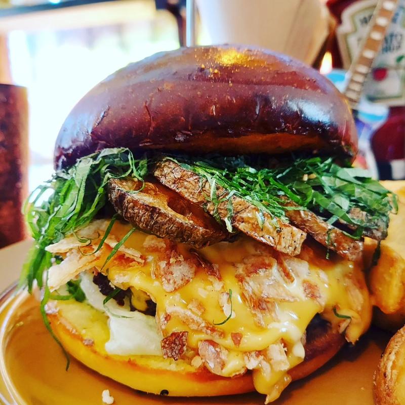 蓮根チーズバーガー和からしソース(BURGER&TACOS IAKATORIH)