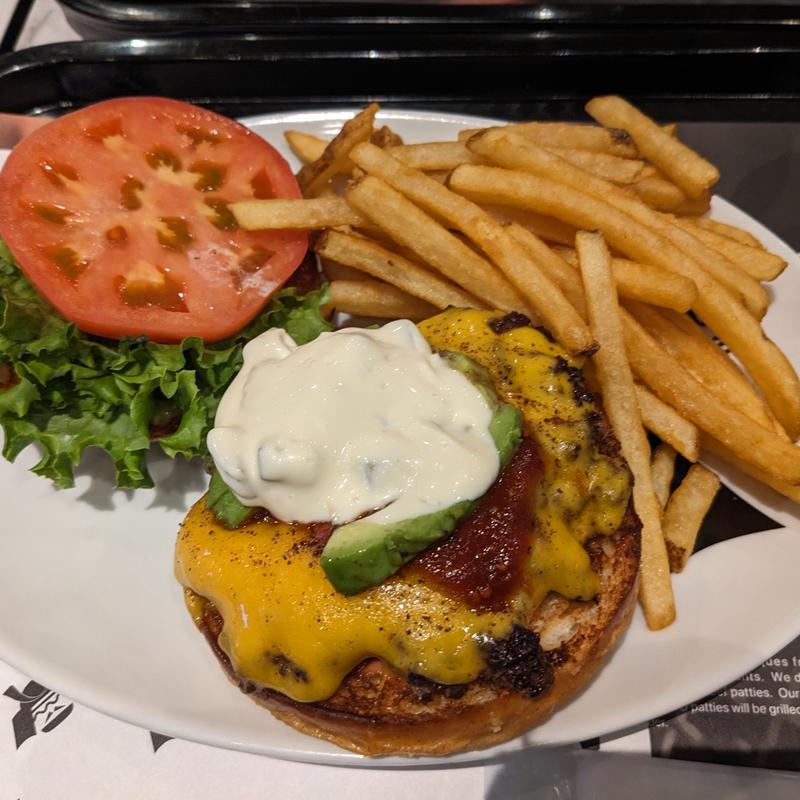 アボガドチーズバーガー(ショーグンバーガー 横浜赤レンガ店)