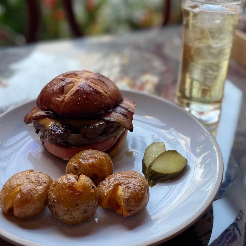 Bacon Cheese Burger (Overwhelm)