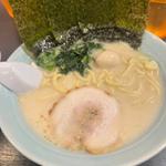 (横浜家系ラーメン 魂心家 三島店)