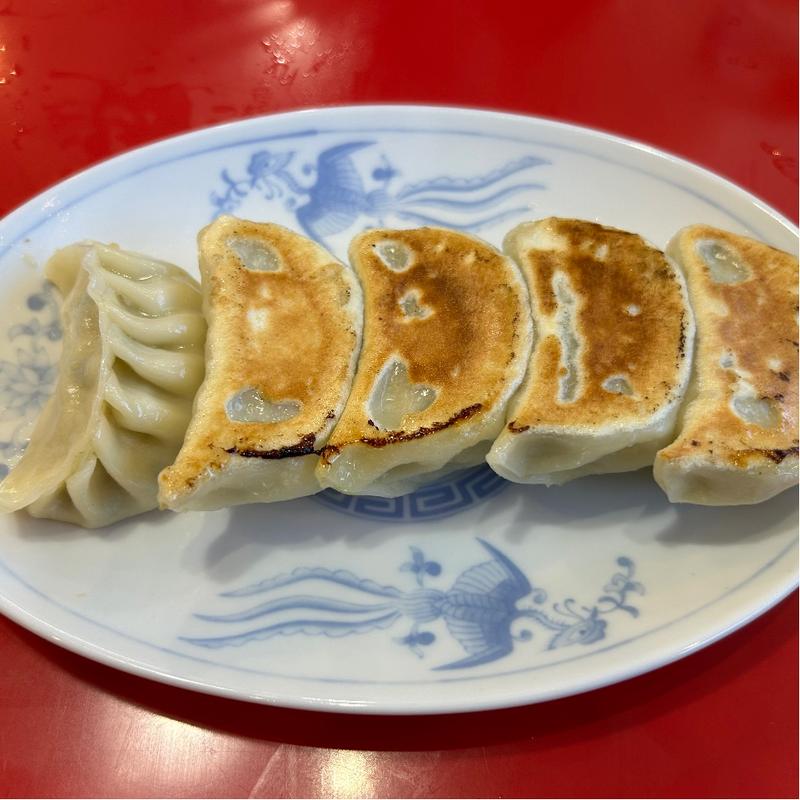 手作り餃子　5コ(麺来亭)