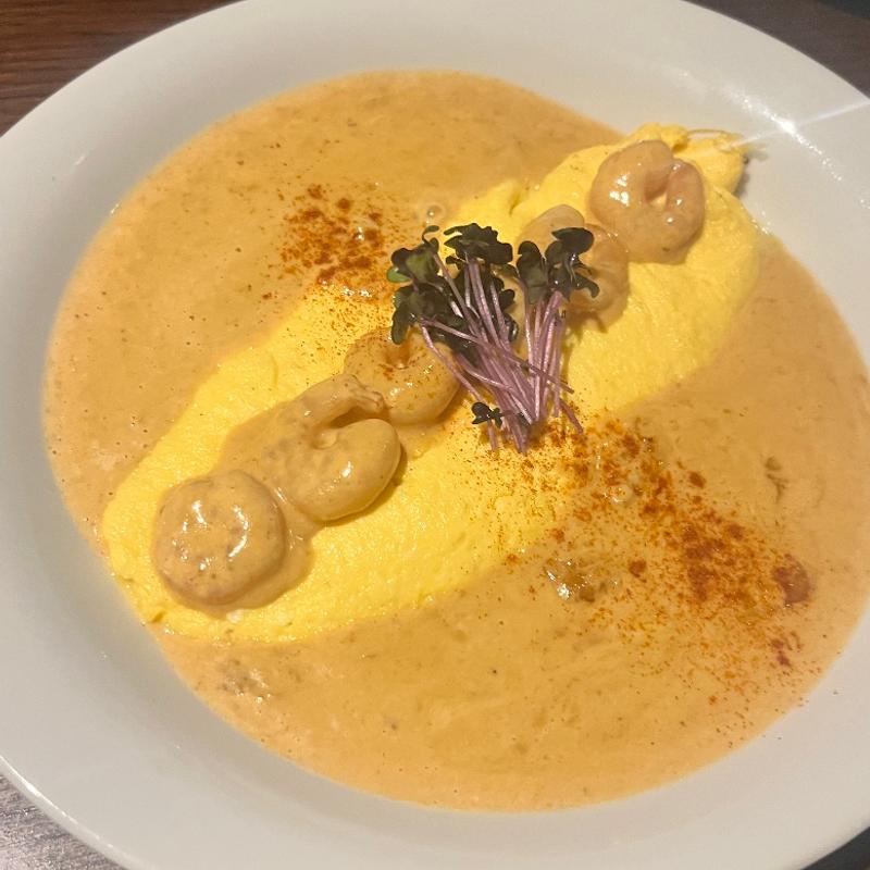 エビとチーズのオムレツアメリケーヌソース(ヴィーコロ)