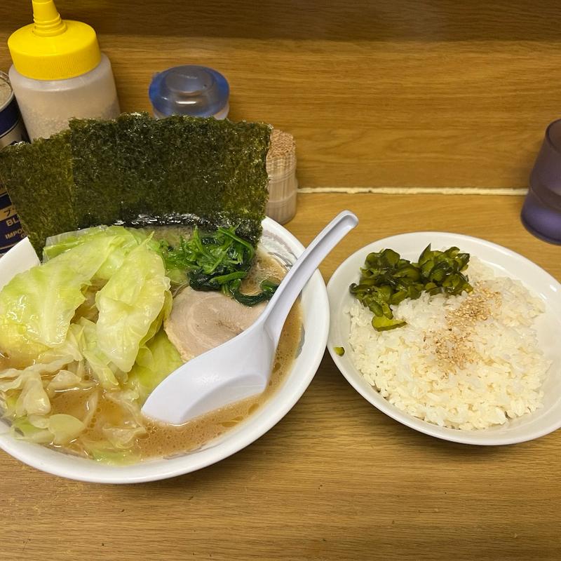 並キャベラーとライス(とんこつラーメン たかさご家 本店)