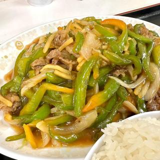 牛肉ピーマン定食(悠楽)