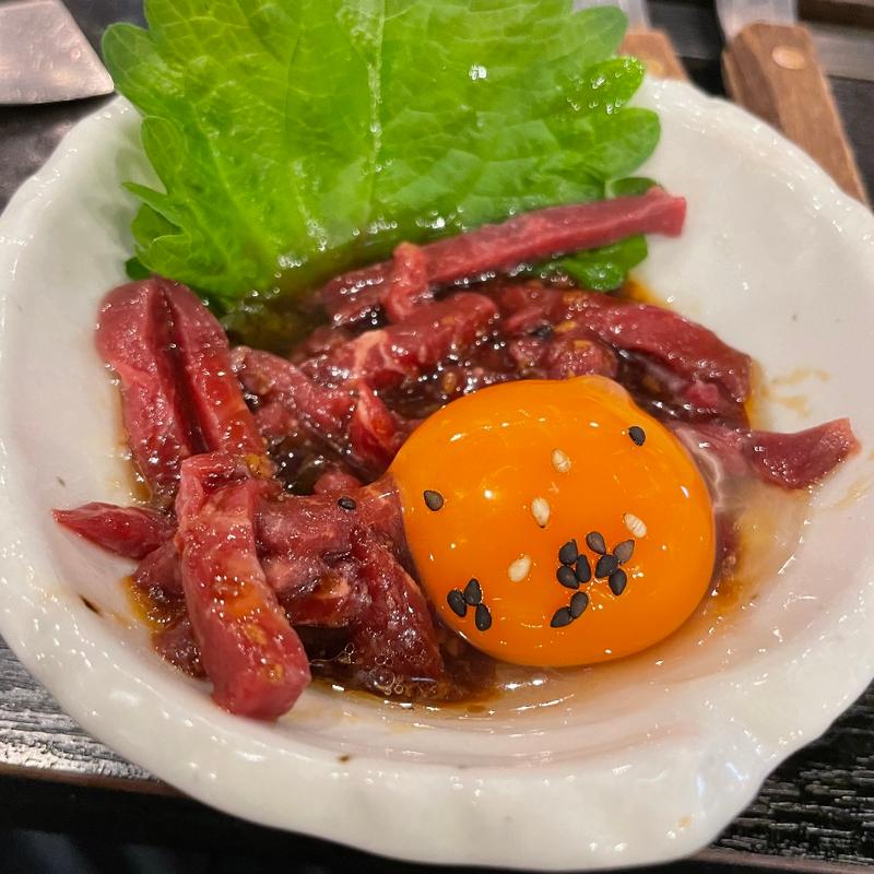 馬刺しユッケ(きずなや 池下店)