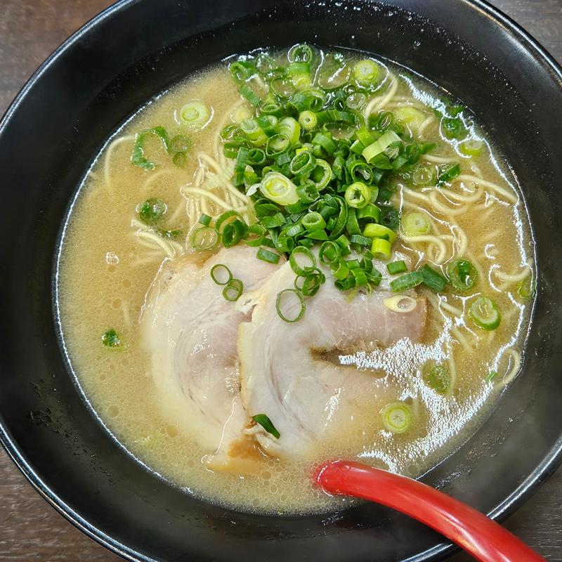 らーめん(博多糟屋らーめん あかつき 北金目店)