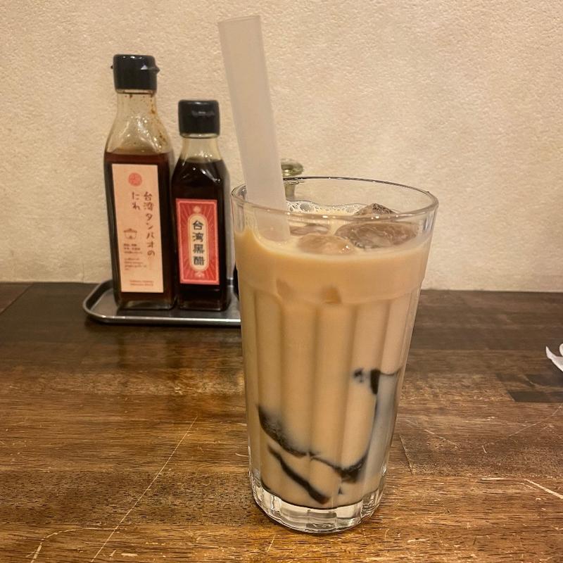 仙草ミルクティー(台湾タンパオ 天五店)