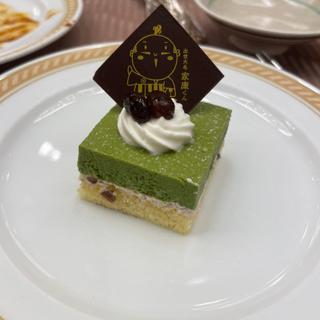 おまかせプチケーキ 家康くんチョコ添え（出世城会席）(ホテルコンコルド浜松 )