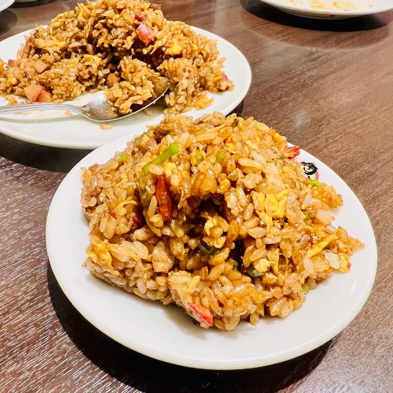 黒正油炒飯(関内 自家製餃子食べ放題 翠葉本店)