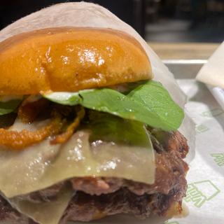 (SHAKE SHACK 東京国際フォーラム店)