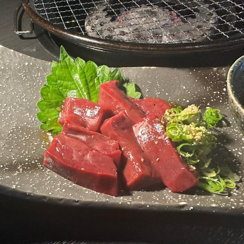 炙りレバー(焼肉鶴橋本店)