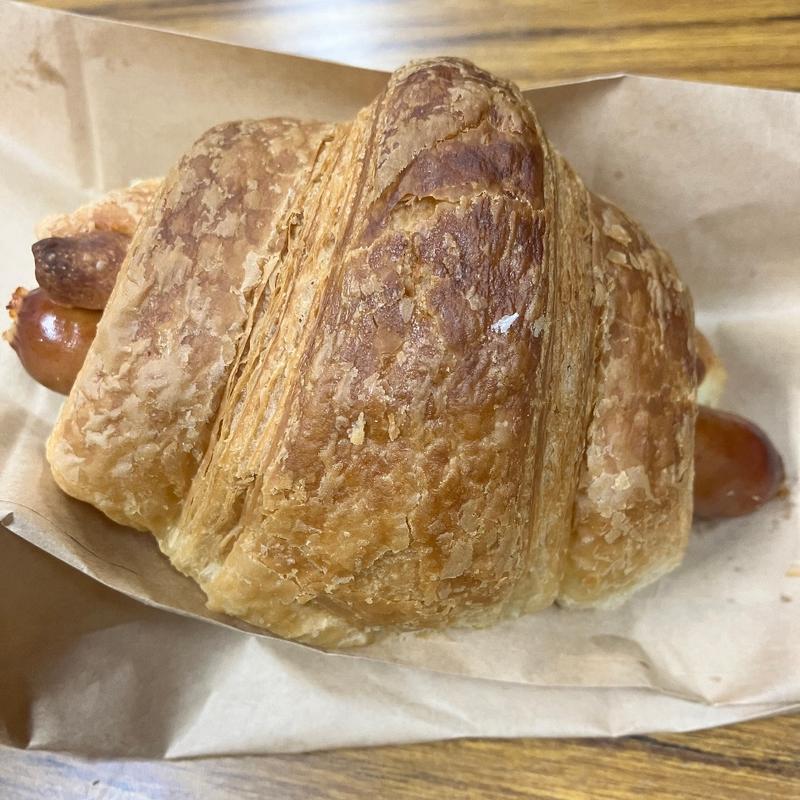 クロワッサンウインナー(シャ・ノワール )