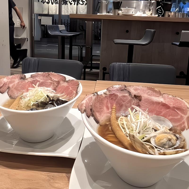 あさりラーメン(くそオヤジ最後のひとふり　高槻店)