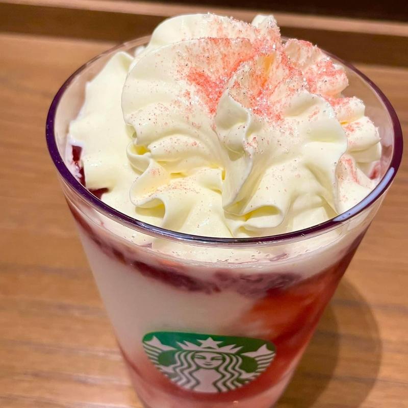 ストロベリーメリークリームフラペチーノ(スターバックス コーヒー 成城店)
