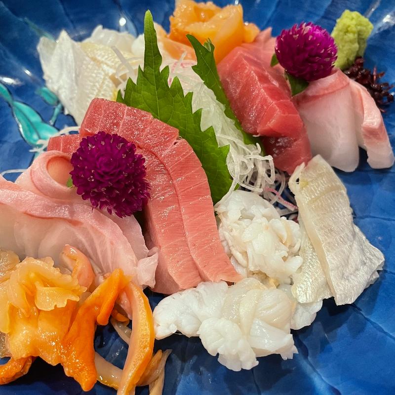 刺身盛り合わせ(鈴亭 （リンテイ）)