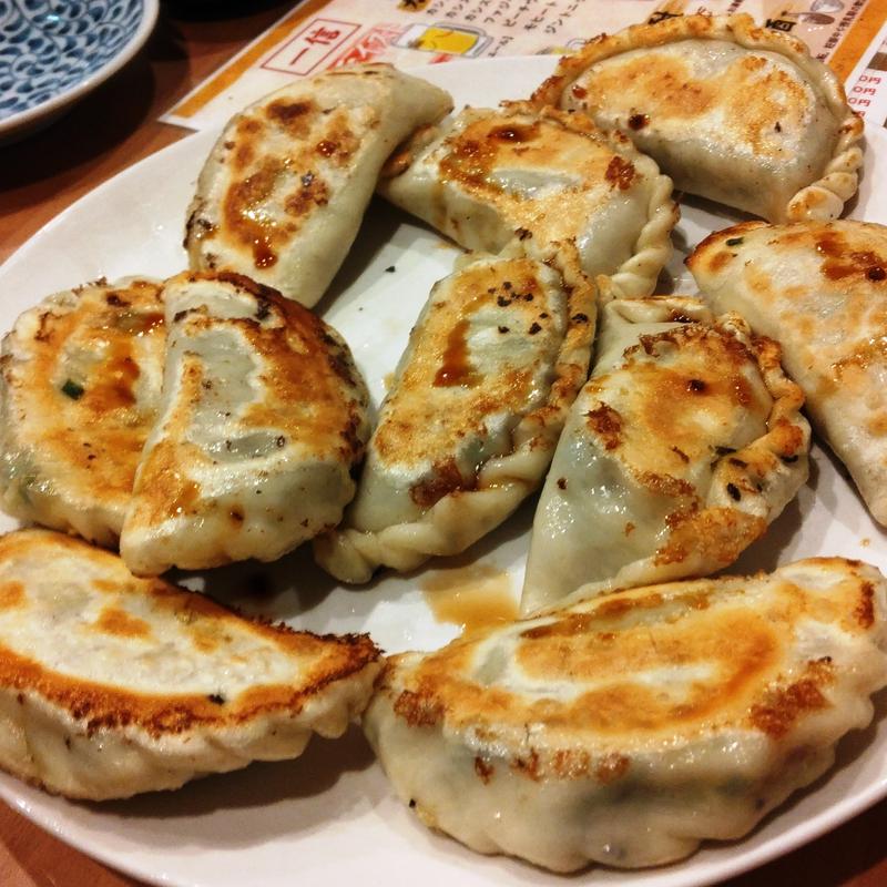 手作り焼き餃子(6ヶ)(居酒屋 一信 ISSHIN)