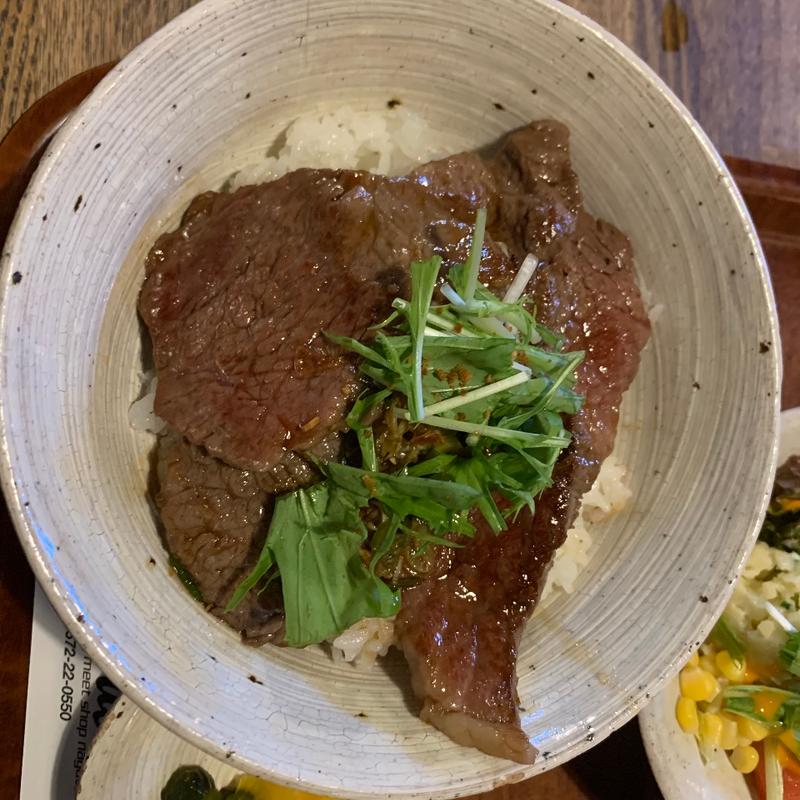 和牛焼肉丼定食(ショクシャ （Shokusha）)