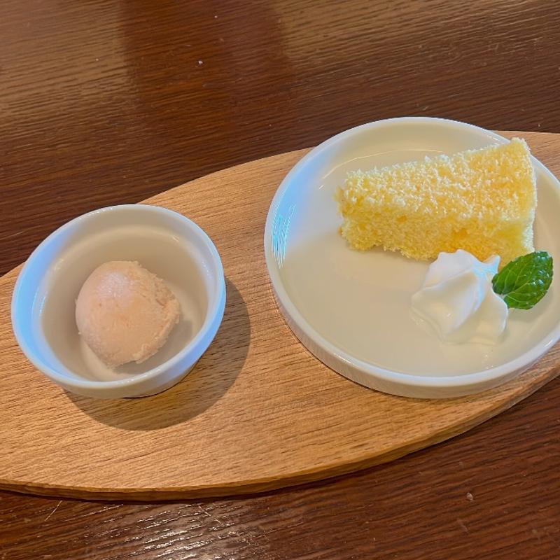 ランチコースのデザート(カフェ フルック （Caffe flook）)