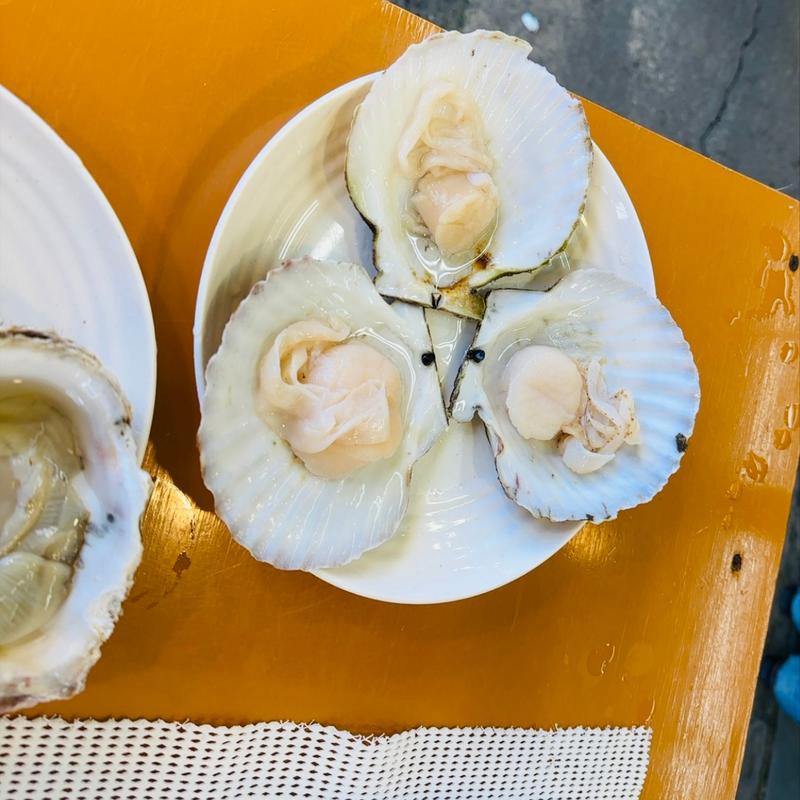 ホタテ(魚の市場通り)