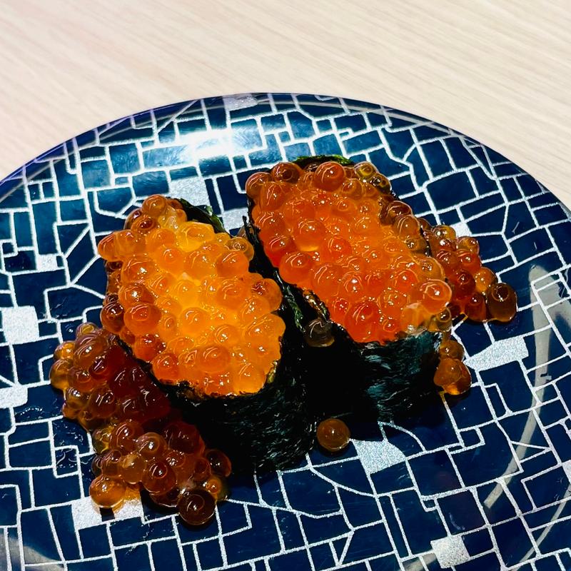 いくら軍艦(すし松 エキア プレミエ 和光市駅店)