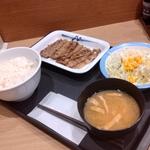 増量牛焼肉定食(松屋 新宿3丁目店 )
