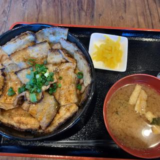 しょう油ダレ豚丼(豚丼＆ちゃんぽん 三○食堂)