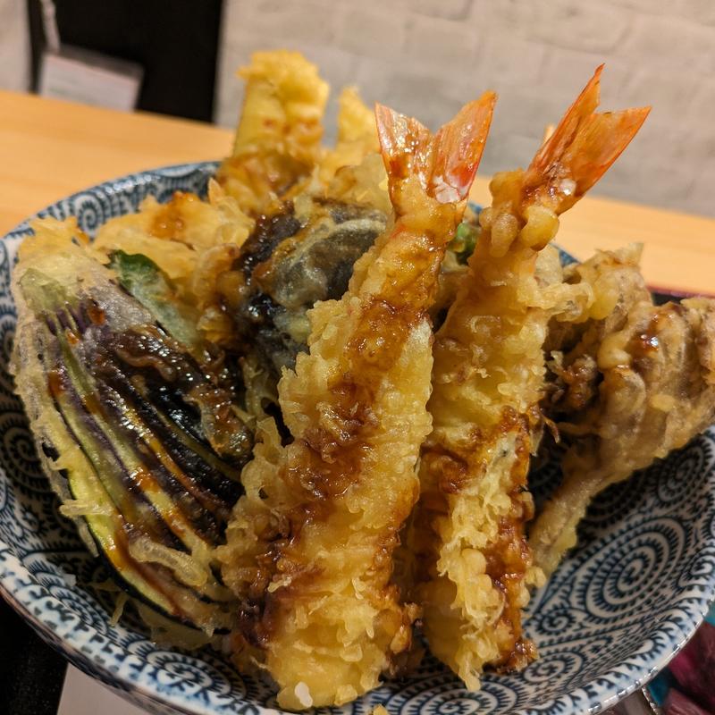 10種の特盛天丼(Casual 天ぷらbar 天)