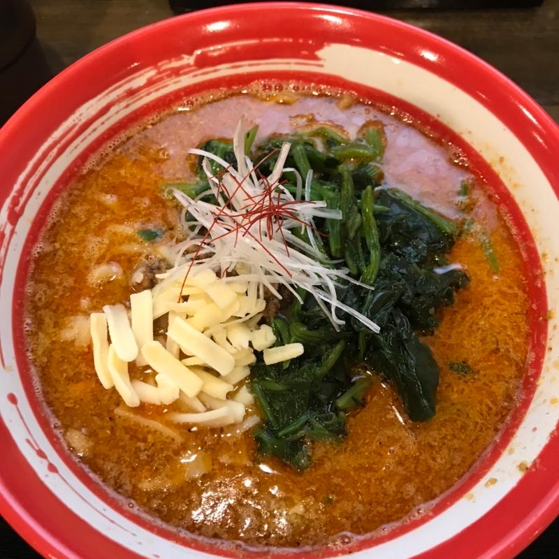 濃厚チーズ担々麺(太威 （ダイ）)
