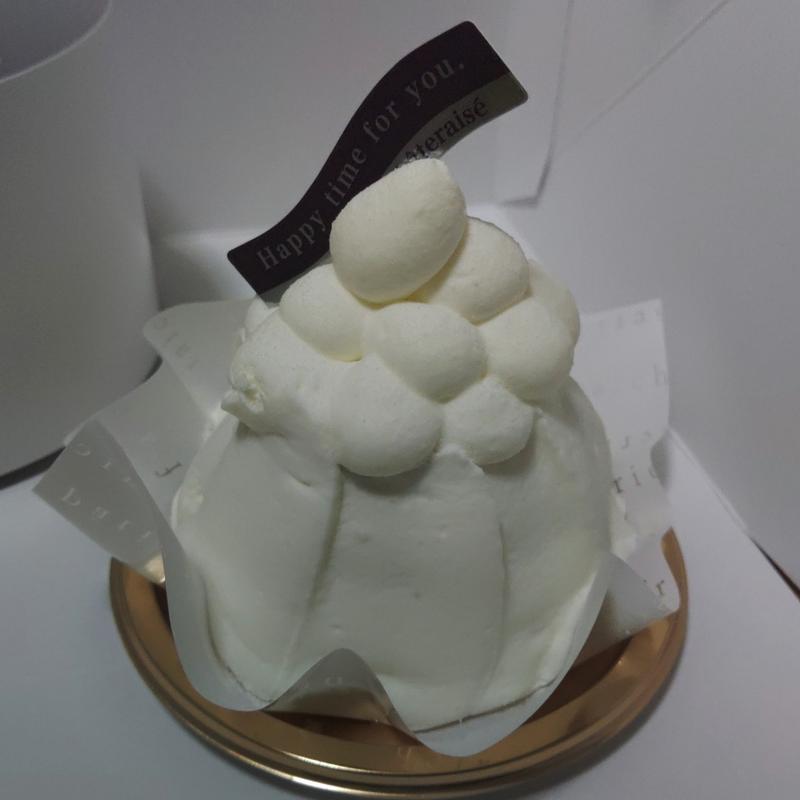 イタリア栗のスノードームモンブラン(シャトレーゼ 一関店)