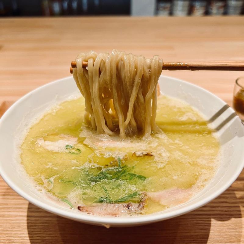 クリーミーとんこつラー麺(西村や)