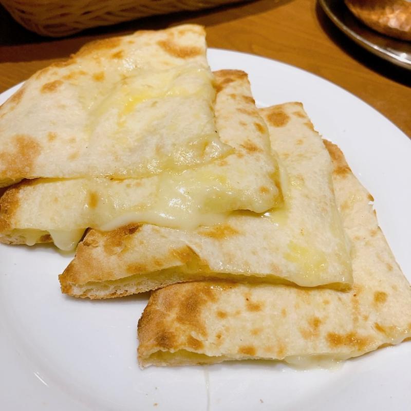 チーズナン(サパナ)