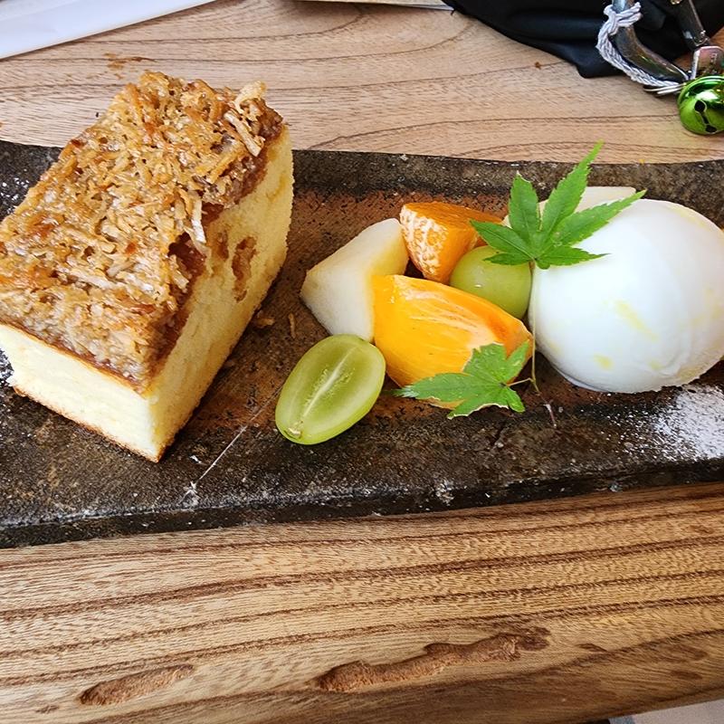 (カフェドミーミ（Café de mimi）)