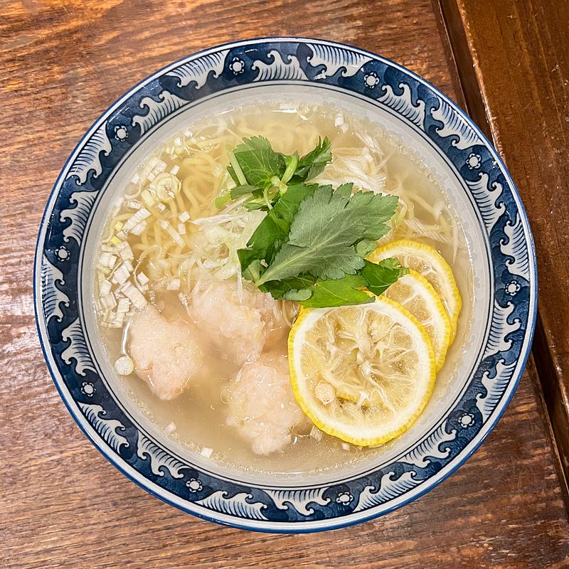 海老団子入り柚子塩らーめん(杏仁荘 )
