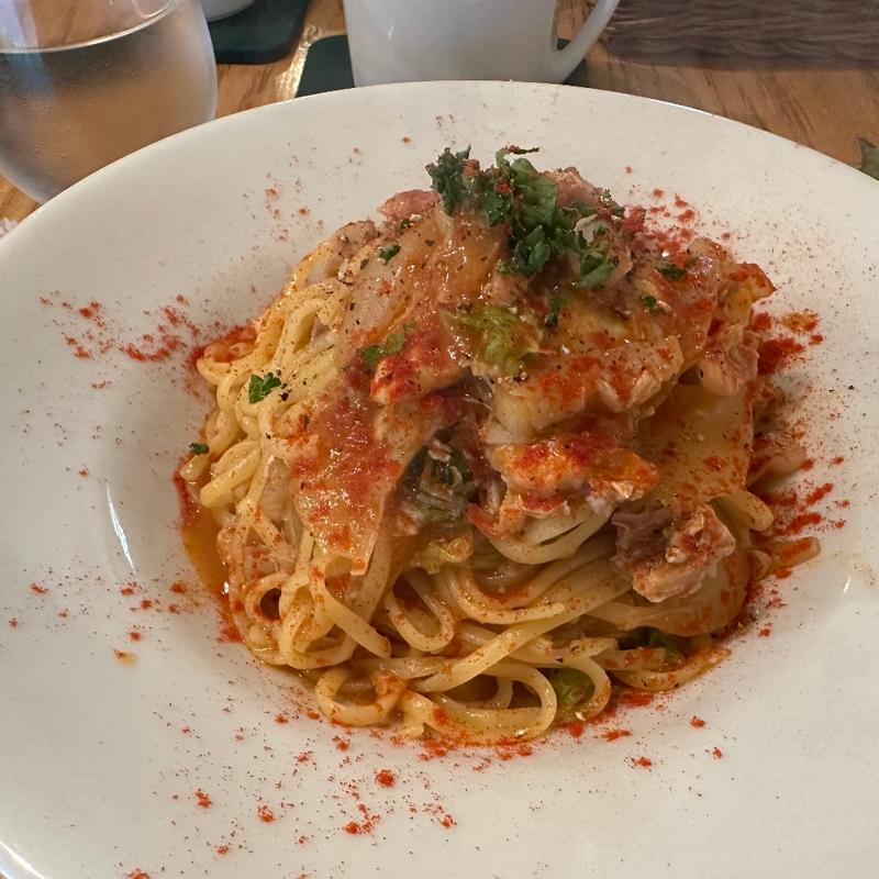 若鶏と黄芯白菜のラグーソース、グーラッシュ風(oliver)