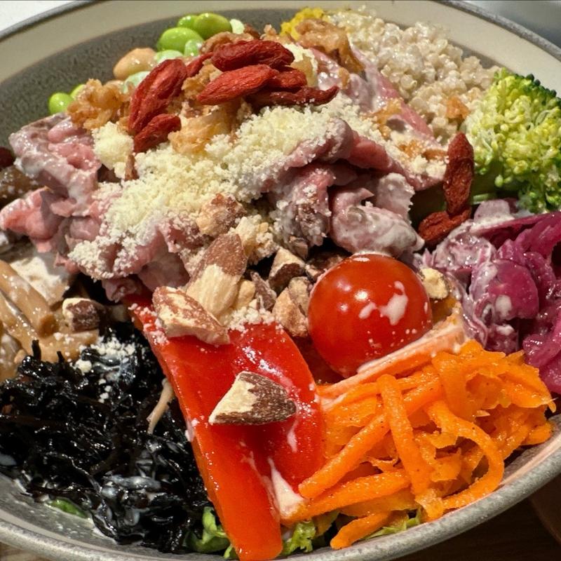 ローストビーフ サラダ(Vegetable base tokyo)