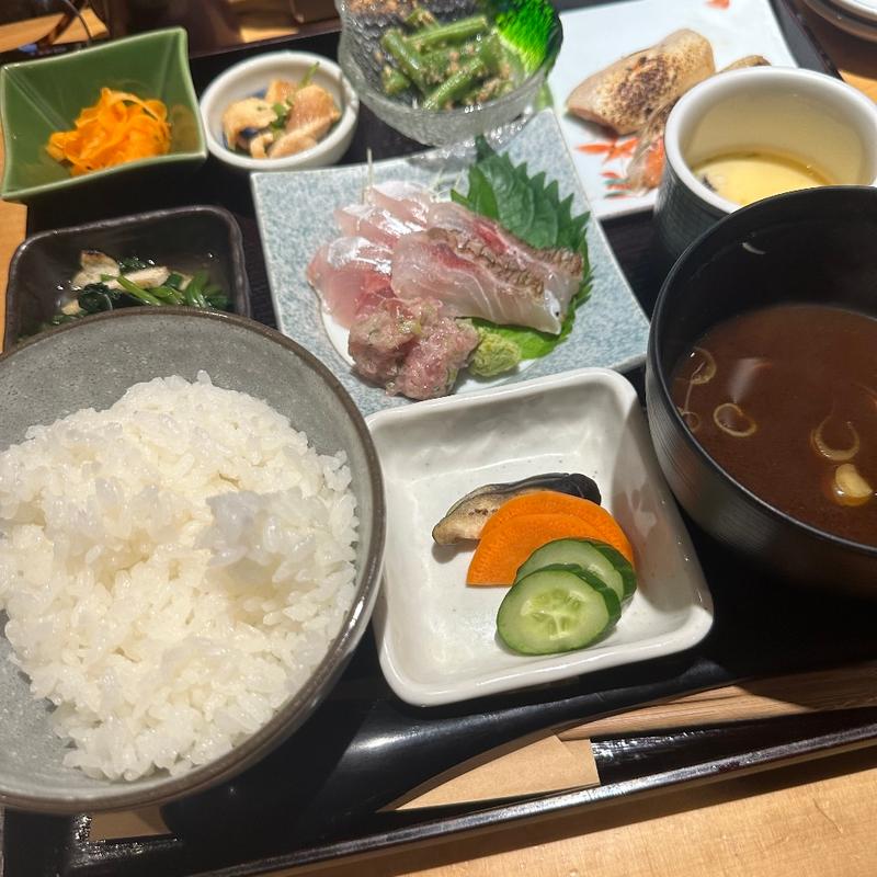 日替わり定食(焼鳥 神保町とり瑛)